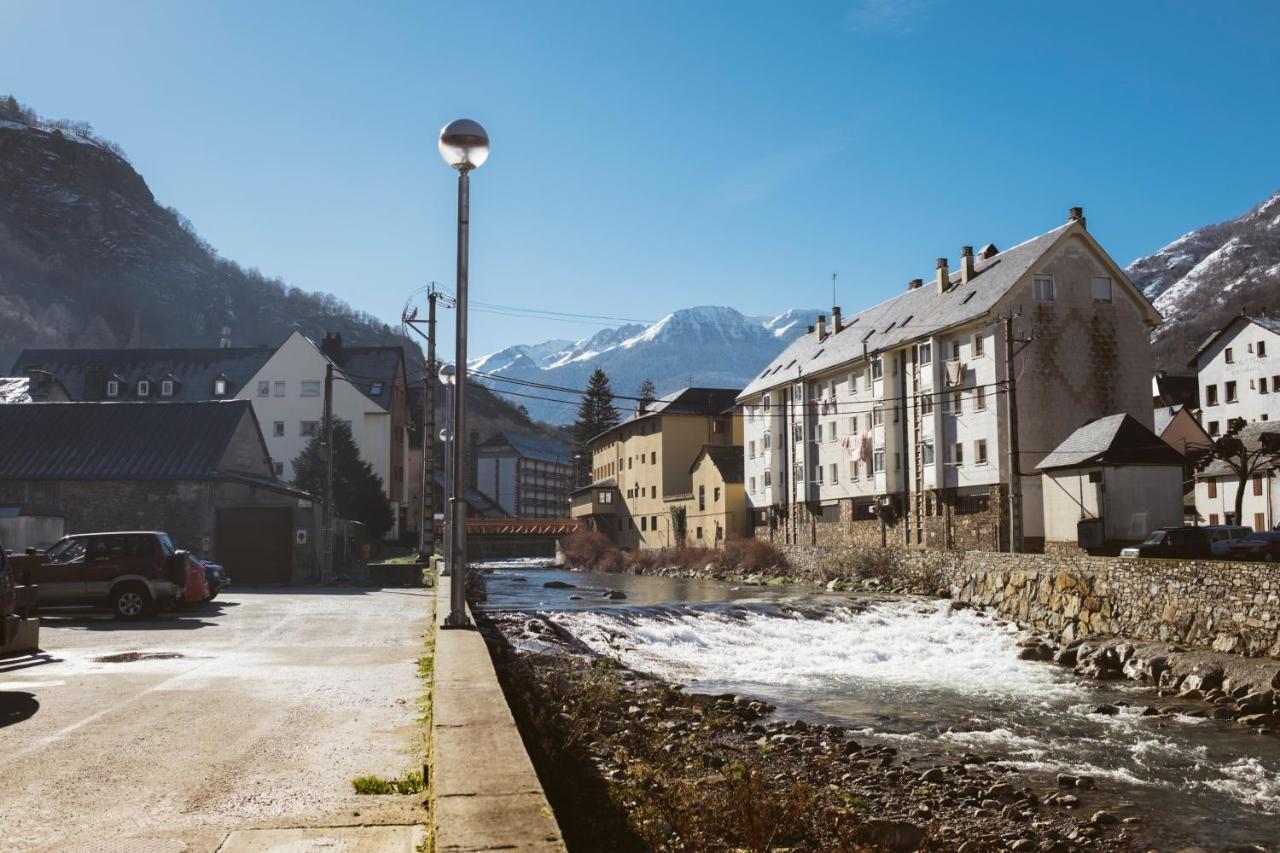 Apartamento Toran Les Buitenkant foto
